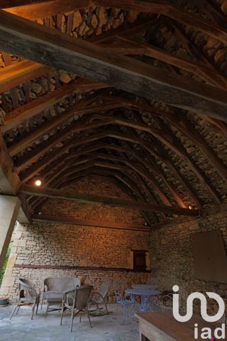 Maison 12 pièces de 500 m² à Sarlat-la-Canéda (24200)