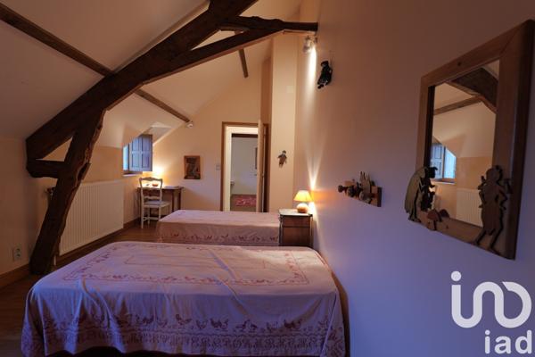 Maison 12 pièces de 500 m² à Sarlat-la-Canéda (24200)