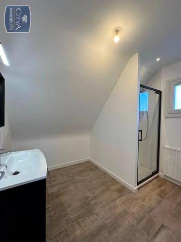 Maison à louer 5 pièces 112.48m² Saint-Nazaire (44600)