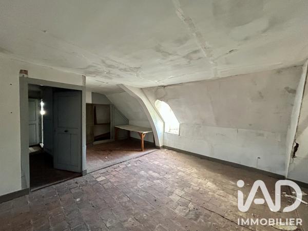 Maison à vendre 5 pièces 148 m² Vernantes