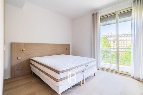 Paris 16ème, Appartement 3 Chambres -  130 m² à vendre