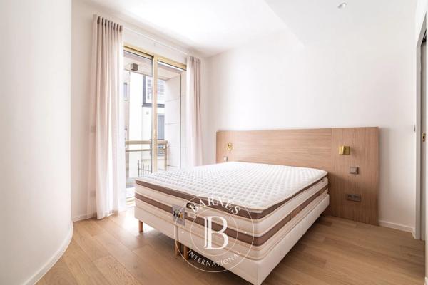 Paris 16ème, Appartement 3 Chambres -  130 m² à vendre