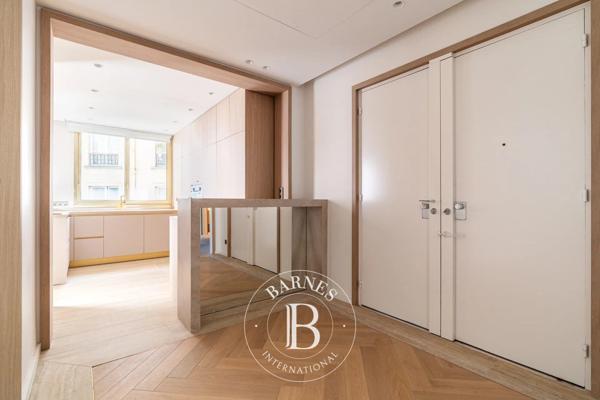 Paris 16ème, Appartement 3 Chambres -  130 m² à vendre