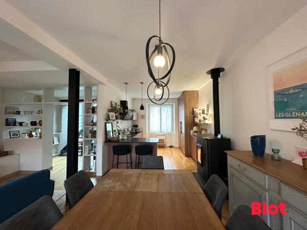 Maison 6 pièce(s)