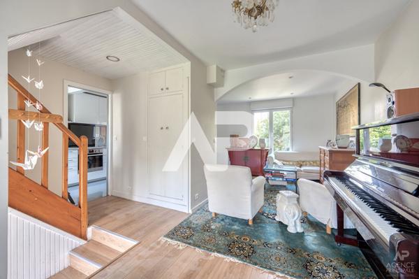 Maison Rueil Malmaison 5 pièce(s) 112 m² €790 000 ** - Référence 19463