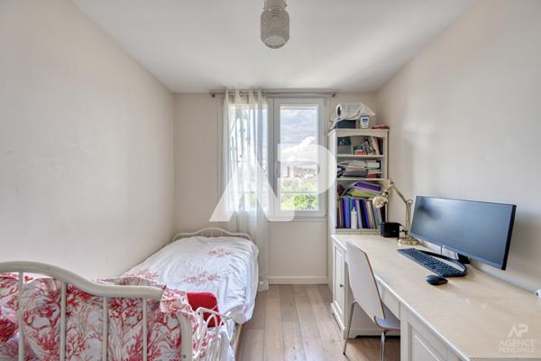 Maison Rueil Malmaison 5 pièce(s) 112 m² €790 000 ** - Référence 19463