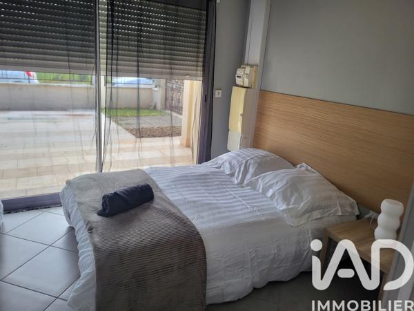 Maison à vendre 12 pièces 251 m² Chassieu