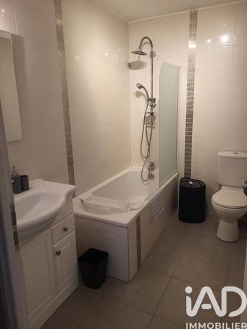 Maison à vendre 12 pièces 251 m² Chassieu