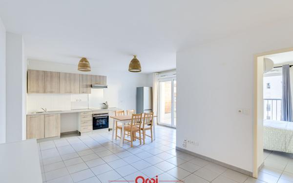 Appartement à vendre    3 pièces • 57,76 m2 Marseille 10