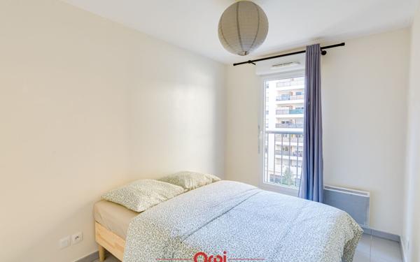 Appartement à vendre    3 pièces • 57,76 m2 Marseille 10