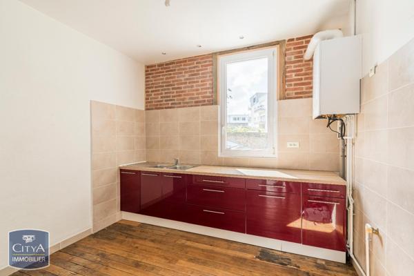 Appartement à louer 2 pièces 70.79m² Saint-Brieuc (22000)