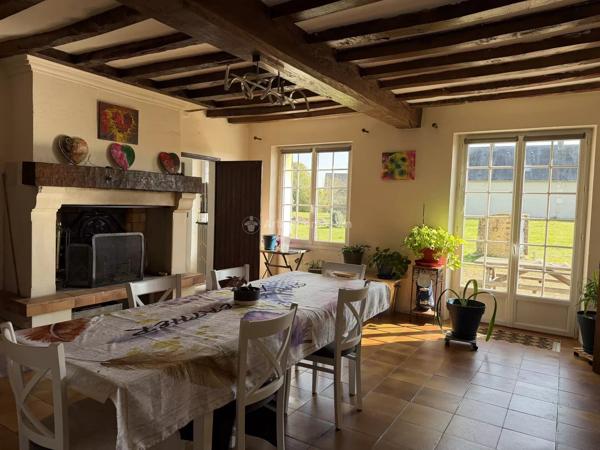 Vente                                                      Maison
                        
                     6 pièces                      250 m2                     à Mayet