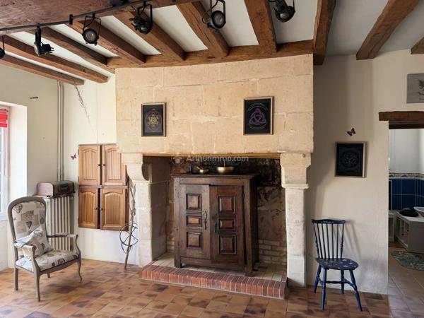 Vente                                                      Maison
                        
                     6 pièces                      250 m2                     à Mayet