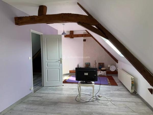 Vente                                                      Maison
                        
                     6 pièces                      250 m2                     à Mayet