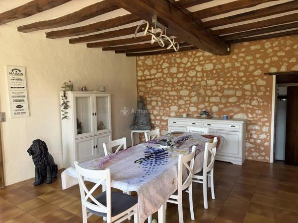 Vente                                                      Maison
                        
                     6 pièces                      250 m2                     à Mayet