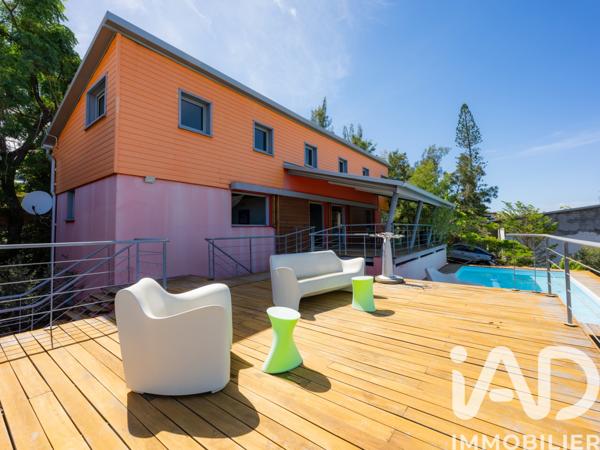 Maison à vendre 10 pièces 260 m² Saint-Leu