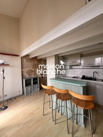 DUPLEX LUMINEUX BORDEAUX CENTRE