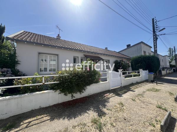 Maison
         5 pièces
        - 109 m² 280 060 € *