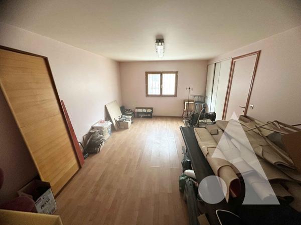 Maison 8 pièces 156.95 m2