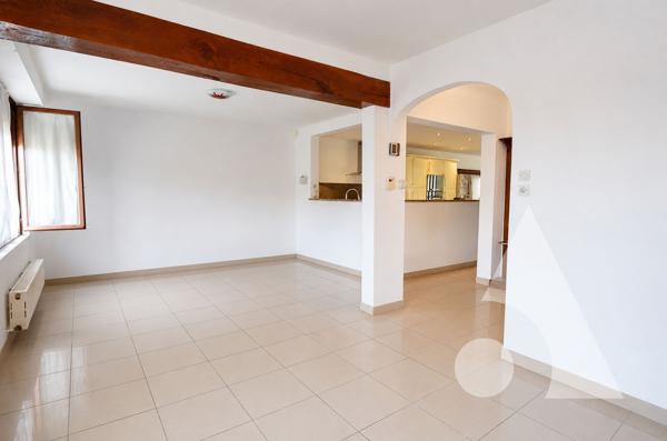Maison 8 pièces 156.95 m2