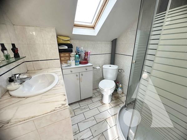Maison 8 pièces 156.95 m2