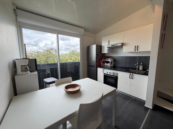 BAS DU FORT - Beau duplex meublé accès plage et piscine
