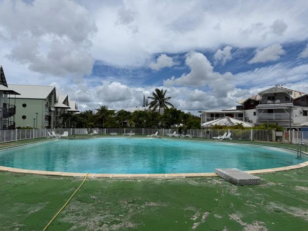 BAS DU FORT - Beau duplex meublé accès plage et piscine