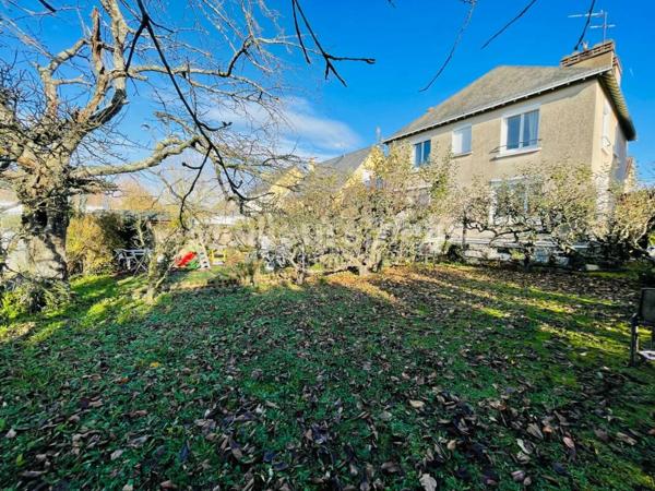 LAVAL - Pavillon 4/5 chambres sur terrain de 420m2