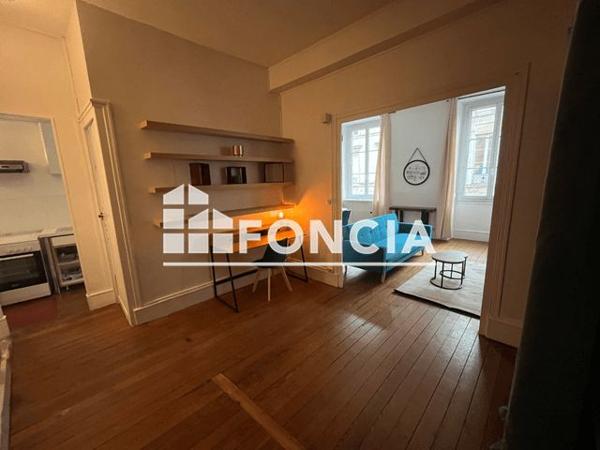 Location Appartement meublé 2 pièces 61.38 m² - 17 RUE DE LA COURSE Bordeaux 33000