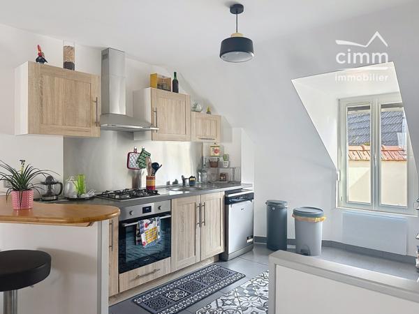 Nous vous présentons en EXCLUSIVITE la "Vente d'un immeuble et fonds de commerce à Chatillon-Coligny 45230"