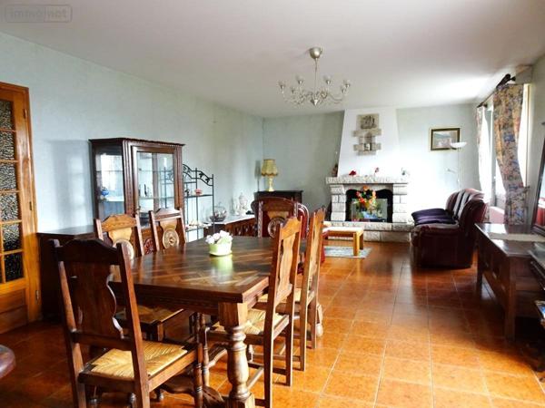 Maison à vendre à Saint-Marcel dans le Morbihan (56140), ref : 56049-653