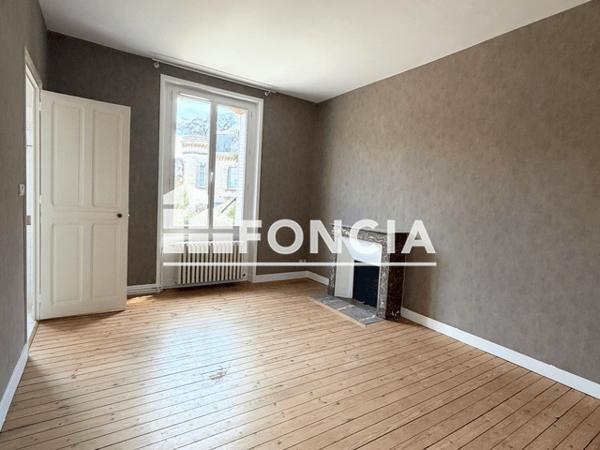 Location Maison 6 pièces 157.61 m² - Cholet 49300