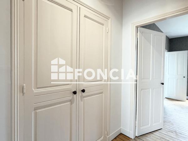 Location Maison 6 pièces 157.61 m² - Cholet 49300