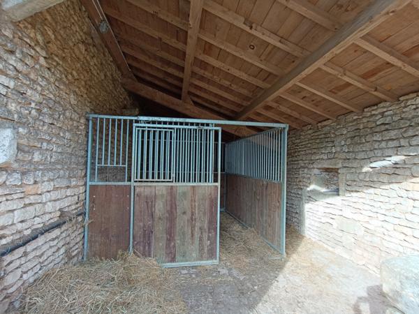 Maison  7 pièce(s)  5 chambre(s)  200 m²