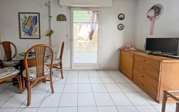 Appartement à vendre    1 pièce • 27,51 m2 Fréjus