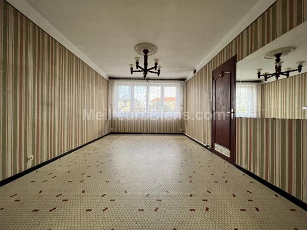 MAISON 5 CHAMBRES 130 m2 (bourg-sous-la-roche)