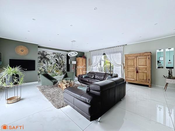 Belle maison familiale moderne, calme et lumineuse