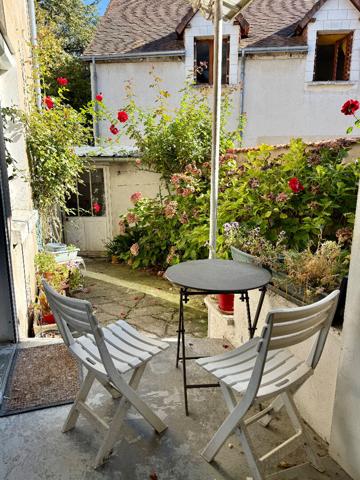 Maison de charme en plein centre de Bléré (37150)