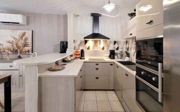 Maison à vendre    3 pièces • 75 m2 Vinon-sur-Verdon