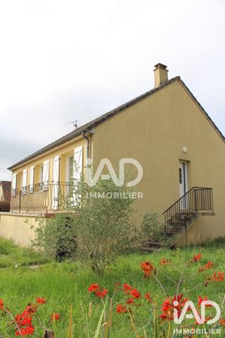 Maison à vendre 4 pièces 82 m² Sainte-Suzanne-et-Chammes