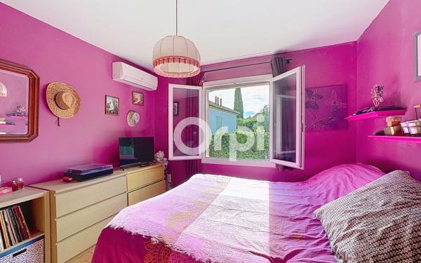 Maison à vendre    4 pièces •  Toulon