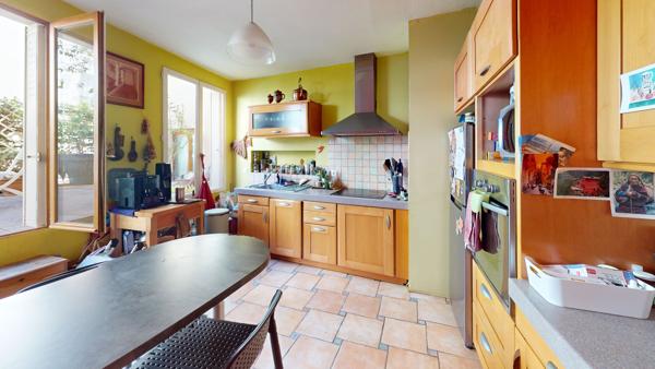 EXCLUSIF Appartement avec terrasse de 44m2!!