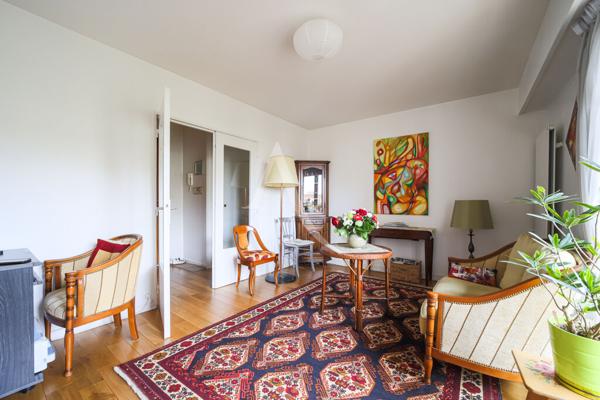 Appartement Paris 2 pièce(s) 44 m2