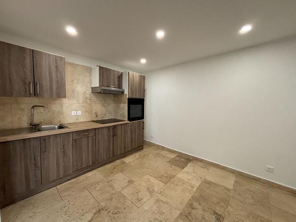 Pavillon divisé en 3 appartements à Herblay Sur Seine