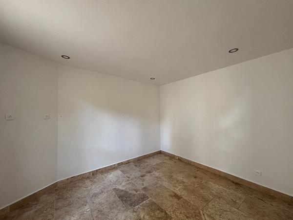 Pavillon divisé en 3 appartements à Herblay Sur Seine