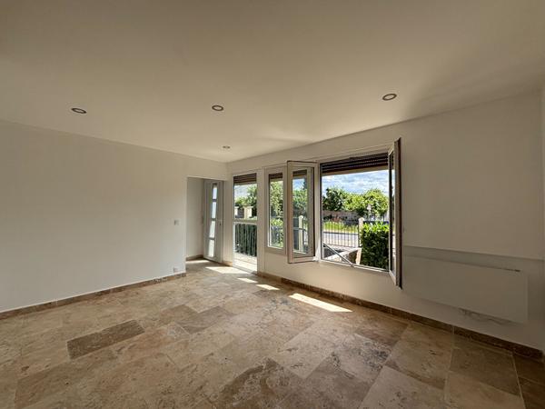 Pavillon divisé en 3 appartements à Herblay Sur Seine