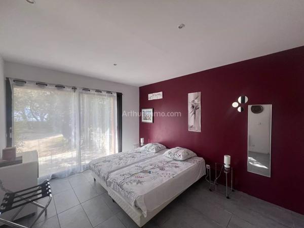 Vente                                                      Villa
                        
                     5 pièces                      128 m2                     à Lumio