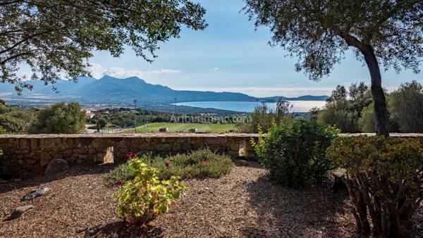 Vente Villa 5 pièces à Lumio