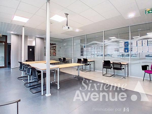 Local commercial 7 pièces 280 m2