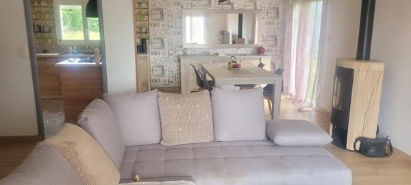 Maison de Plain Pieds au calme EVELLYS REMUNGOL